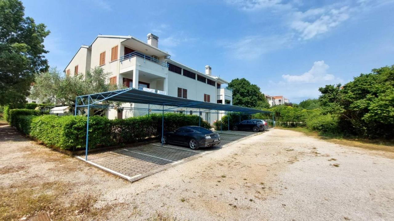 Apartman Lucija Ровин Екстериор снимка